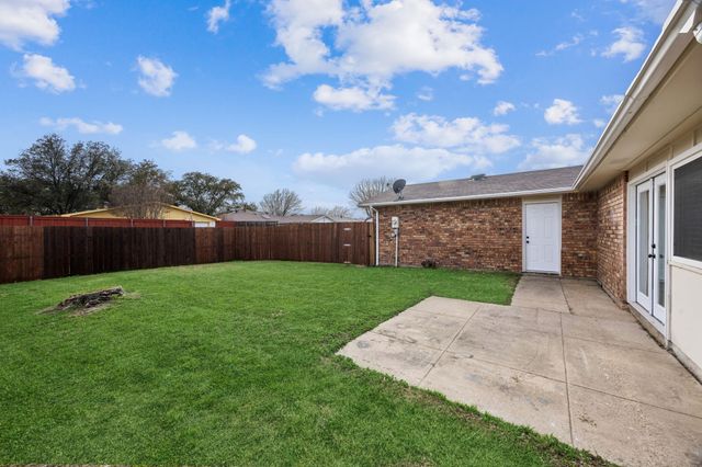 5012 Nash Drive, The Colony, TX 75056