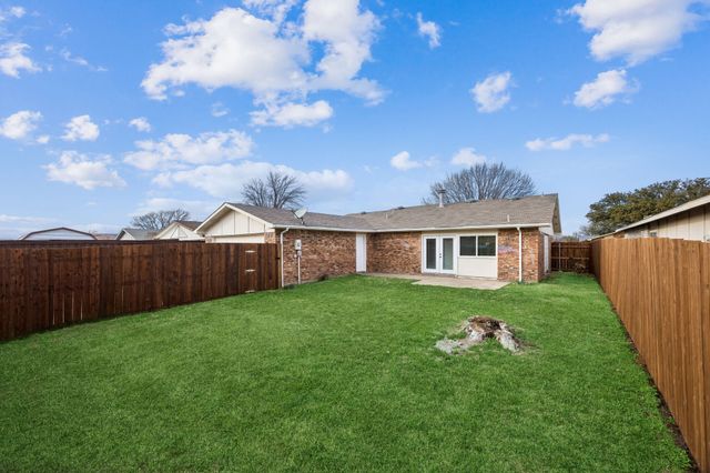 5012 Nash Drive, The Colony, TX 75056