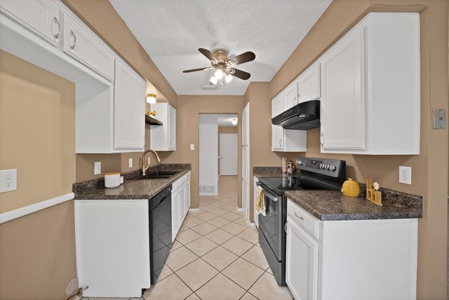 2609 N Capistrano Court, Arlington, TX 76015