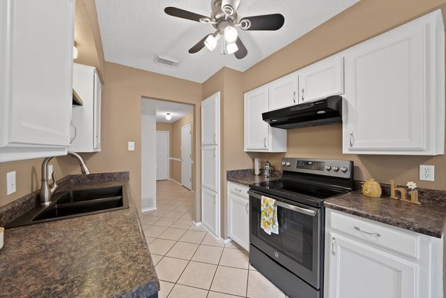 2609 N Capistrano Court, Arlington, TX 76015