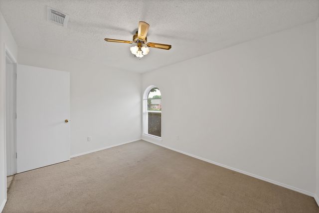 2609 N Capistrano Court, Arlington, TX 76015