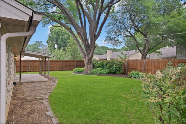 2609 N Capistrano Court, Arlington, TX 76015