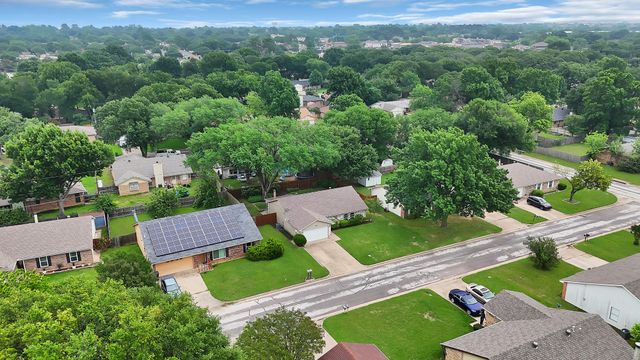 2609 N Capistrano Court, Arlington, TX 76015
