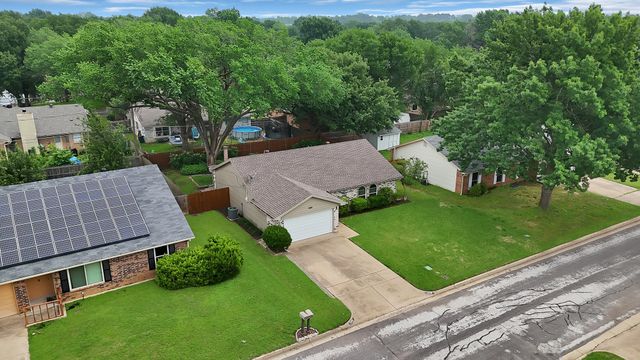 2609 N Capistrano Court, Arlington, TX 76015