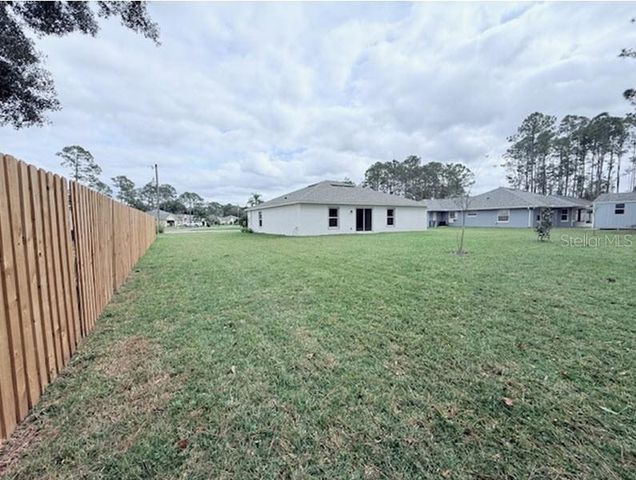10 RYLAND DRIVE, Palm Coast, FL 32164