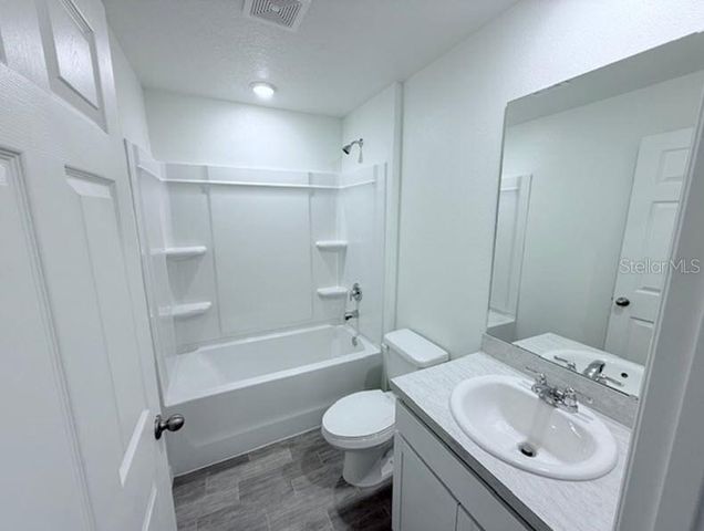 10 RYLAND DRIVE, Palm Coast, FL 32164