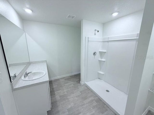 10 RYLAND DRIVE, Palm Coast, FL 32164