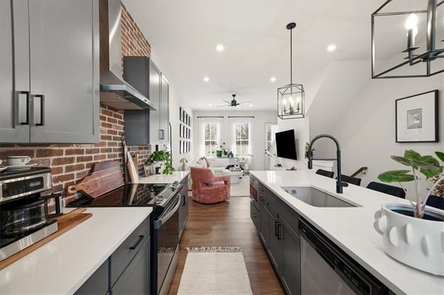 914 Spencer Avenue, Atlanta, GA 30318