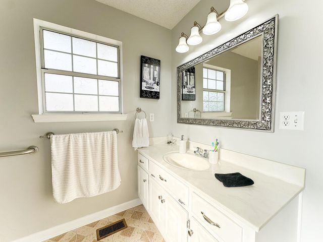 1239 Arabian Drive, Dalton, GA 30720