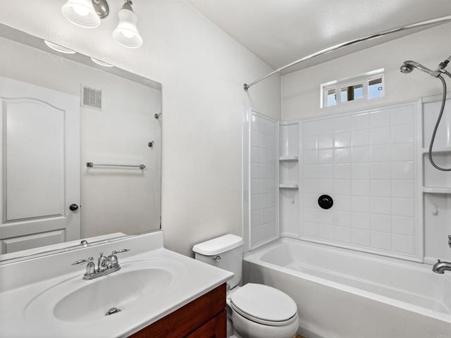 3140 Trinity Bay Place, San Diego, CA 92110