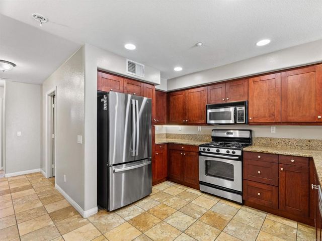 3140 Trinity Bay Place, San Diego, CA 92110
