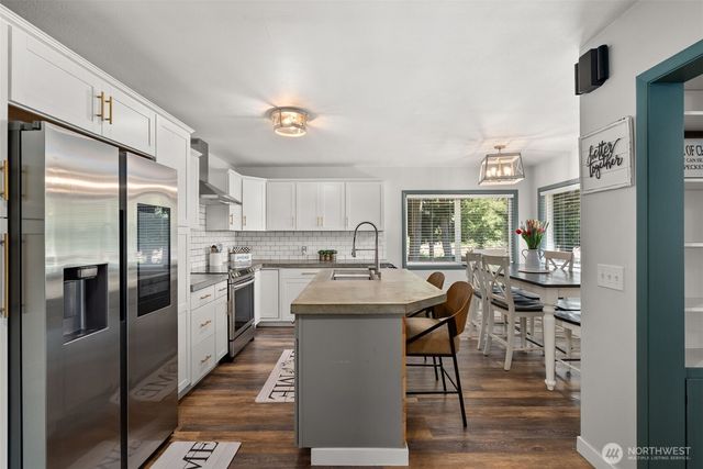 3748 80th Avenue SE, Olympia, WA 98501