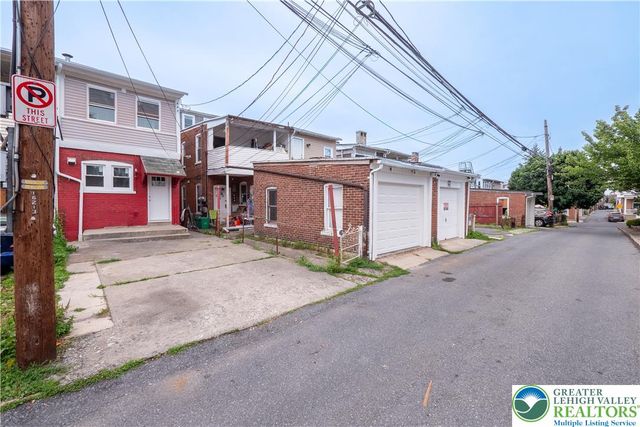1418 West Chew Street, Allentown City, PA 18102