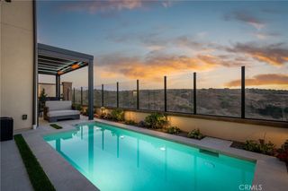 208 Canterbury, Irvine, CA 92618