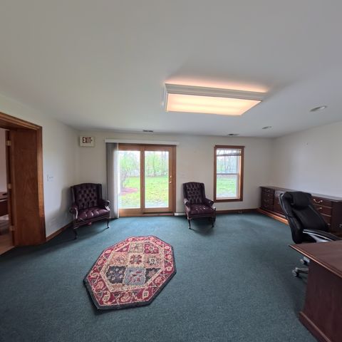 805 E Palatine Road, Palatine, IL 60074