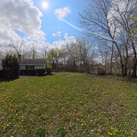 805 E Palatine Road, Palatine, IL 60074