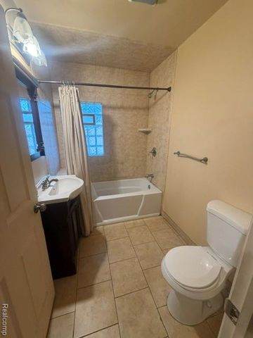 1534 Brookline Street, Canton, MI 48187