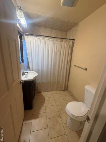 1534 Brookline Street, Canton, MI 48187