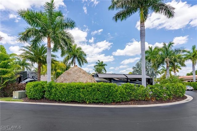 13526 Snook CIR, Naples, FL 34114