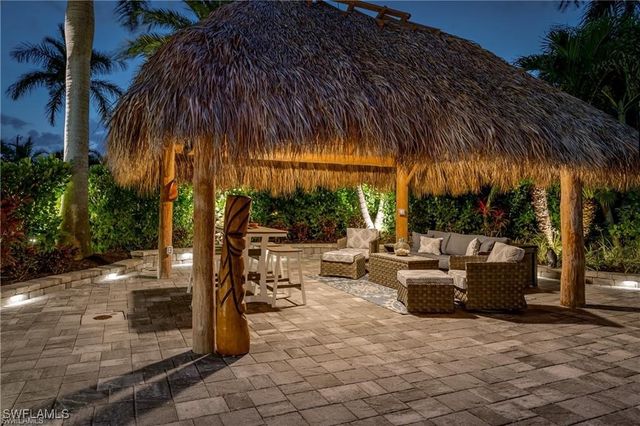 13526 Snook CIR, Naples, FL 34114