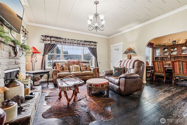 537 Mcnaught Road S, Roy, WA 98580