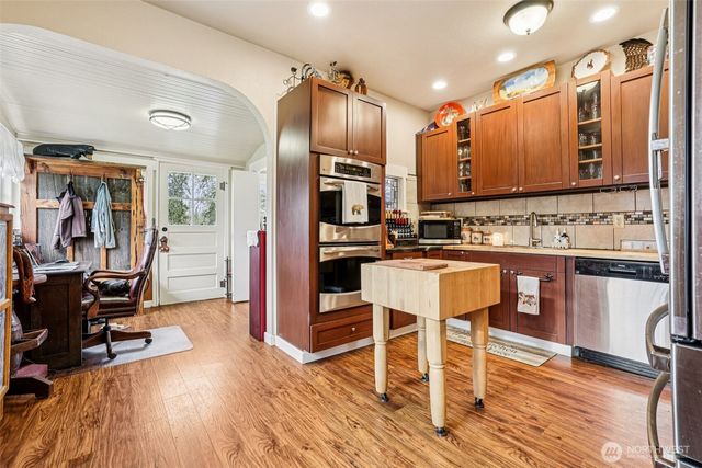 537 Mcnaught Road S, Roy, WA 98580