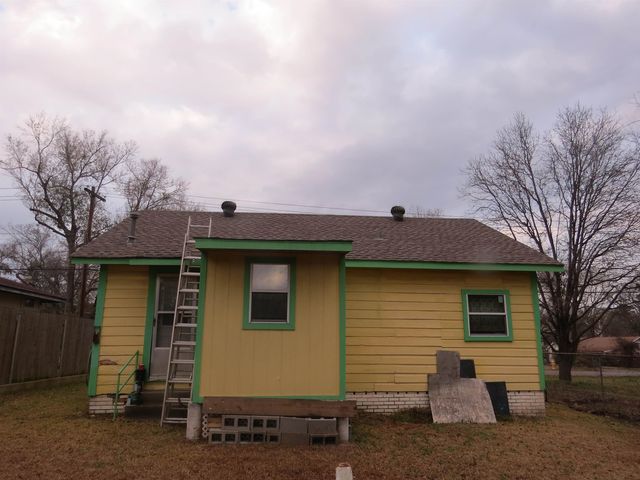 614 Dean St, Longview, TX 75602