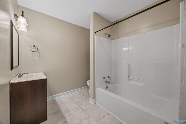 27962 Copeland Road, Athens, AL 35613