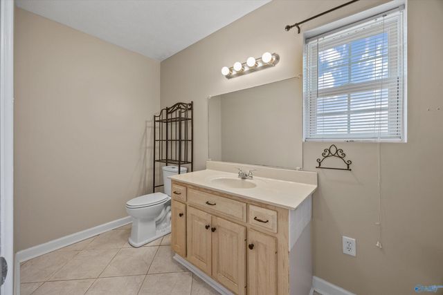 27962 Copeland Road, Athens, AL 35613