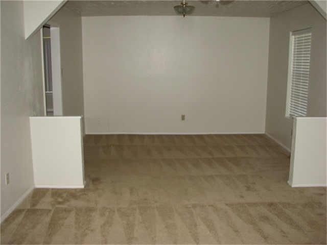 414 Windhollow Circle, League City, TX 77573