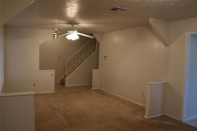 414 Windhollow Circle, League City, TX 77573