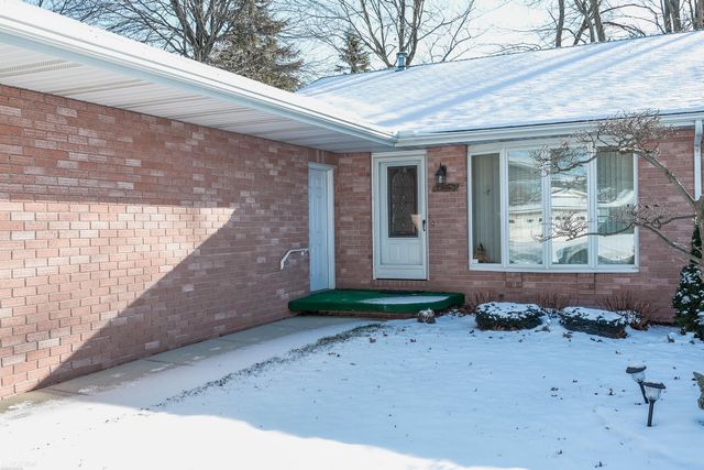 3850 Butternut Court, Port Huron, MI 48060