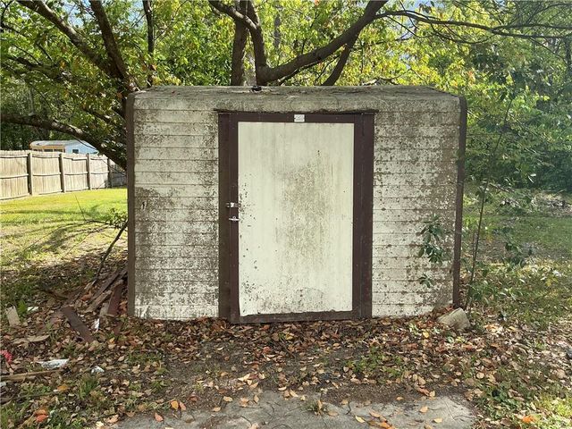321 W Blackshear Avenue, Waycross, GA 31501