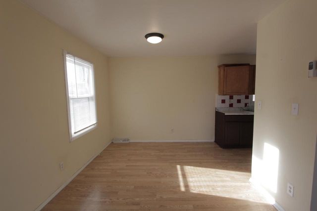 2449 W Highland AVENUE, Milwaukee, WI 53233