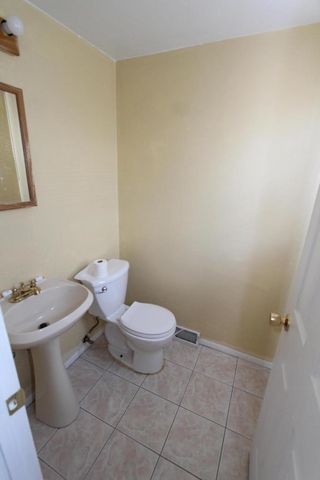 2449 W Highland AVENUE, Milwaukee, WI 53233