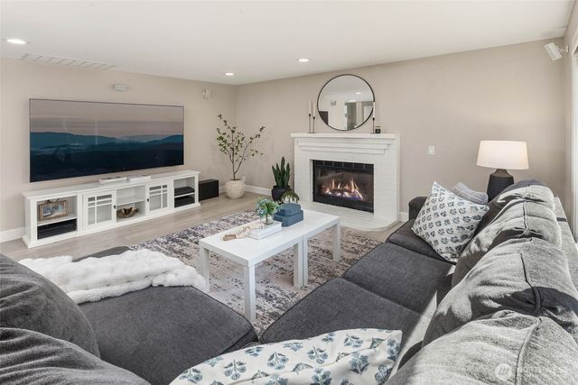 12469 NE 164th Street, Woodinville, WA 98072