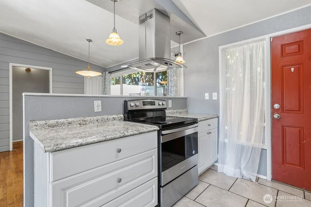4301 E F Street, Tacoma, WA 98404