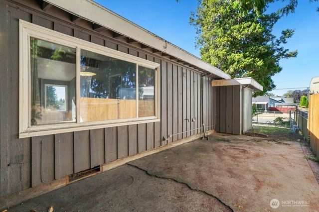 4301 E F Street, Tacoma, WA 98404
