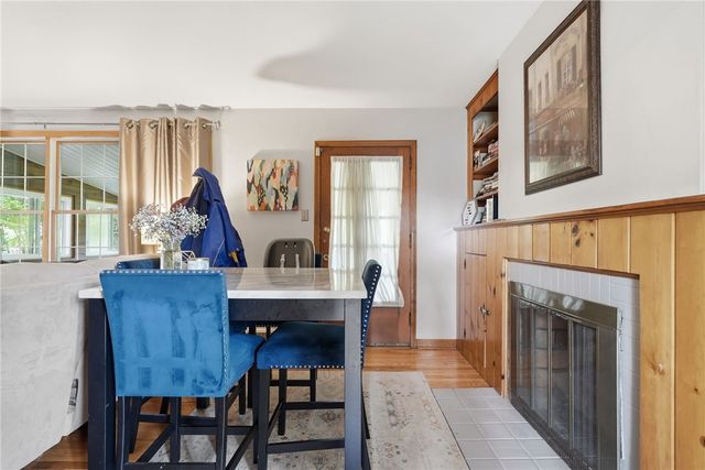 2449 Hampton Ave, Hampton, PA 15101
