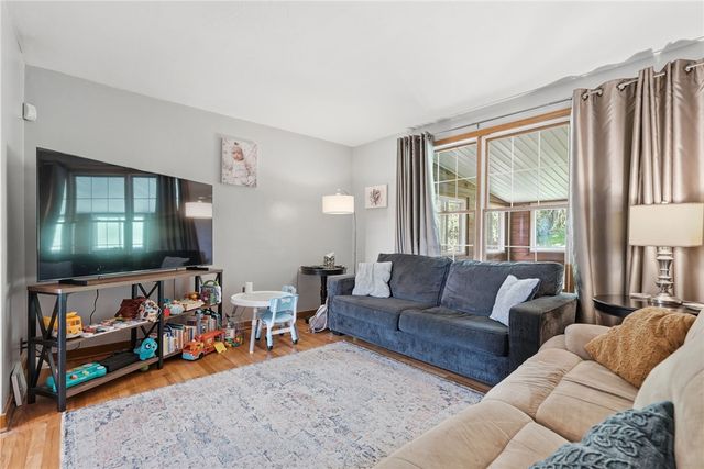 2449 Hampton Ave, Hampton, PA 15101