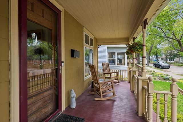 2717 Emerson Avenue S, Minneapolis, MN 55408