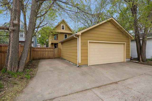 2717 Emerson Avenue S, Minneapolis, MN 55408
