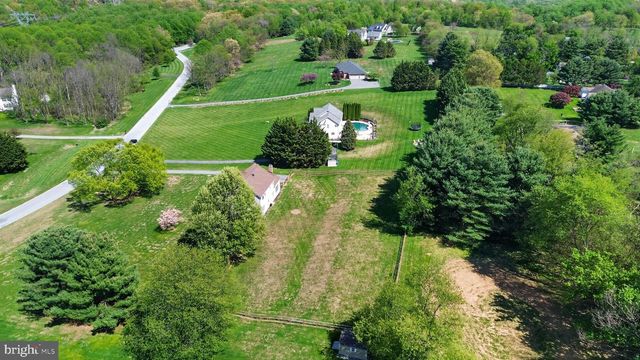 1691 VILLAGE GREEN DR, Woodbine, MD 21797