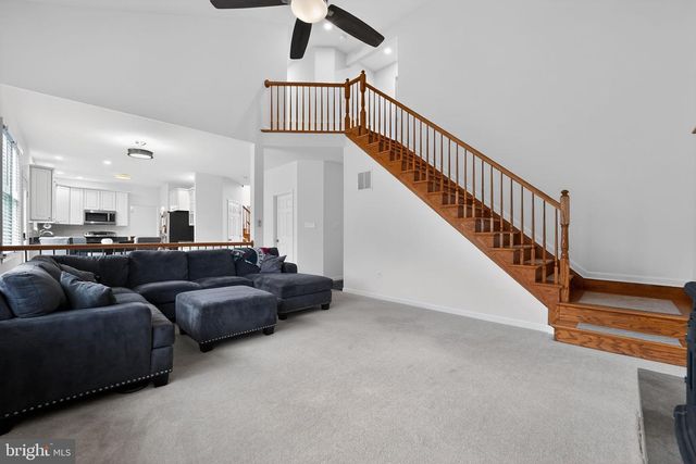 1691 VILLAGE GREEN DR, Woodbine, MD 21797