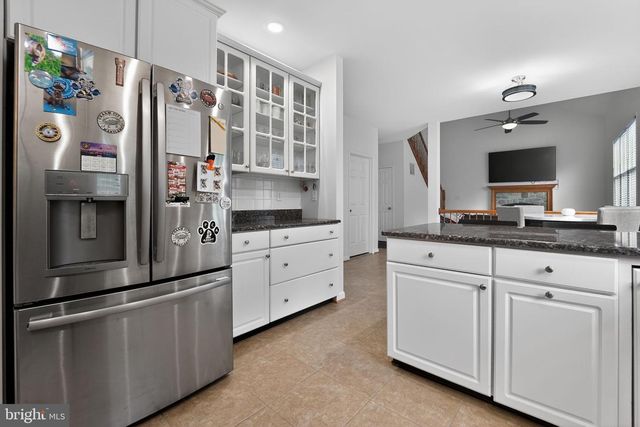 1691 VILLAGE GREEN DR, Woodbine, MD 21797