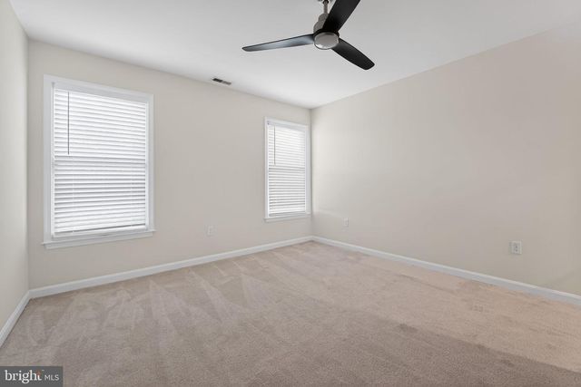1691 VILLAGE GREEN DR, Woodbine, MD 21797