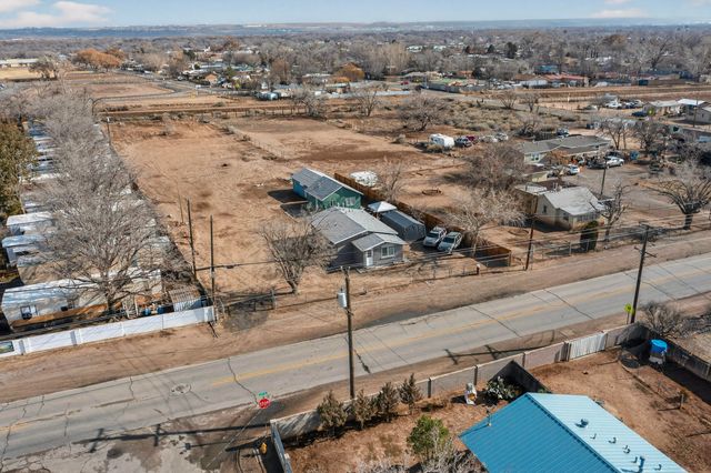 1902 Tapia Boulevard SW, Albuquerque, NM 87105