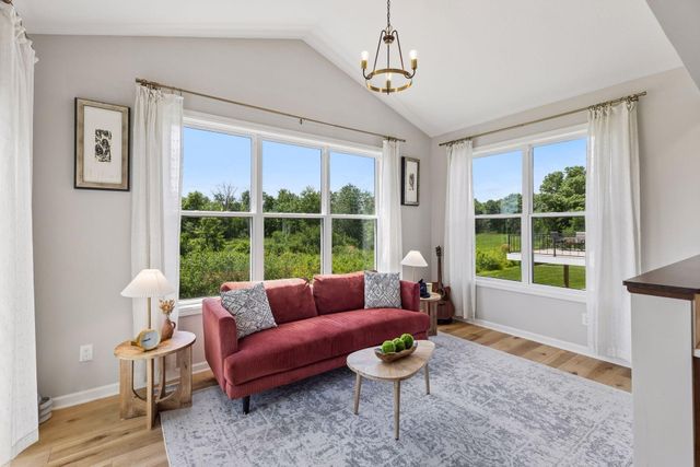 8143 Haywood Drive, Lino Lakes, MN 55014