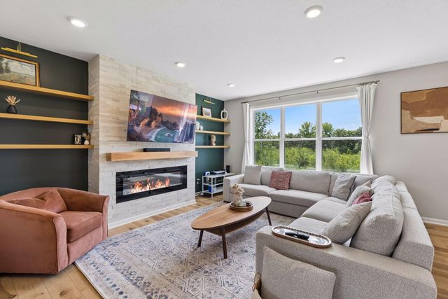 8143 Haywood Drive, Lino Lakes, MN 55014