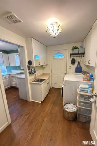 617 EUREKA Avenue, Eureka, IL 61530